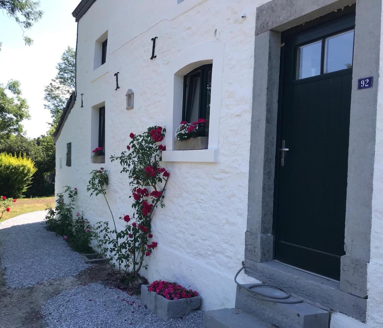 La Petite Maison Blanche Wanze Exteriör bild