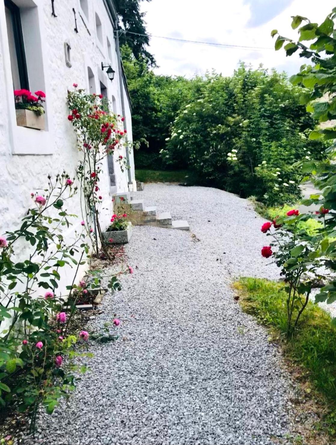 La Petite Maison Blanche Wanze Exteriör bild